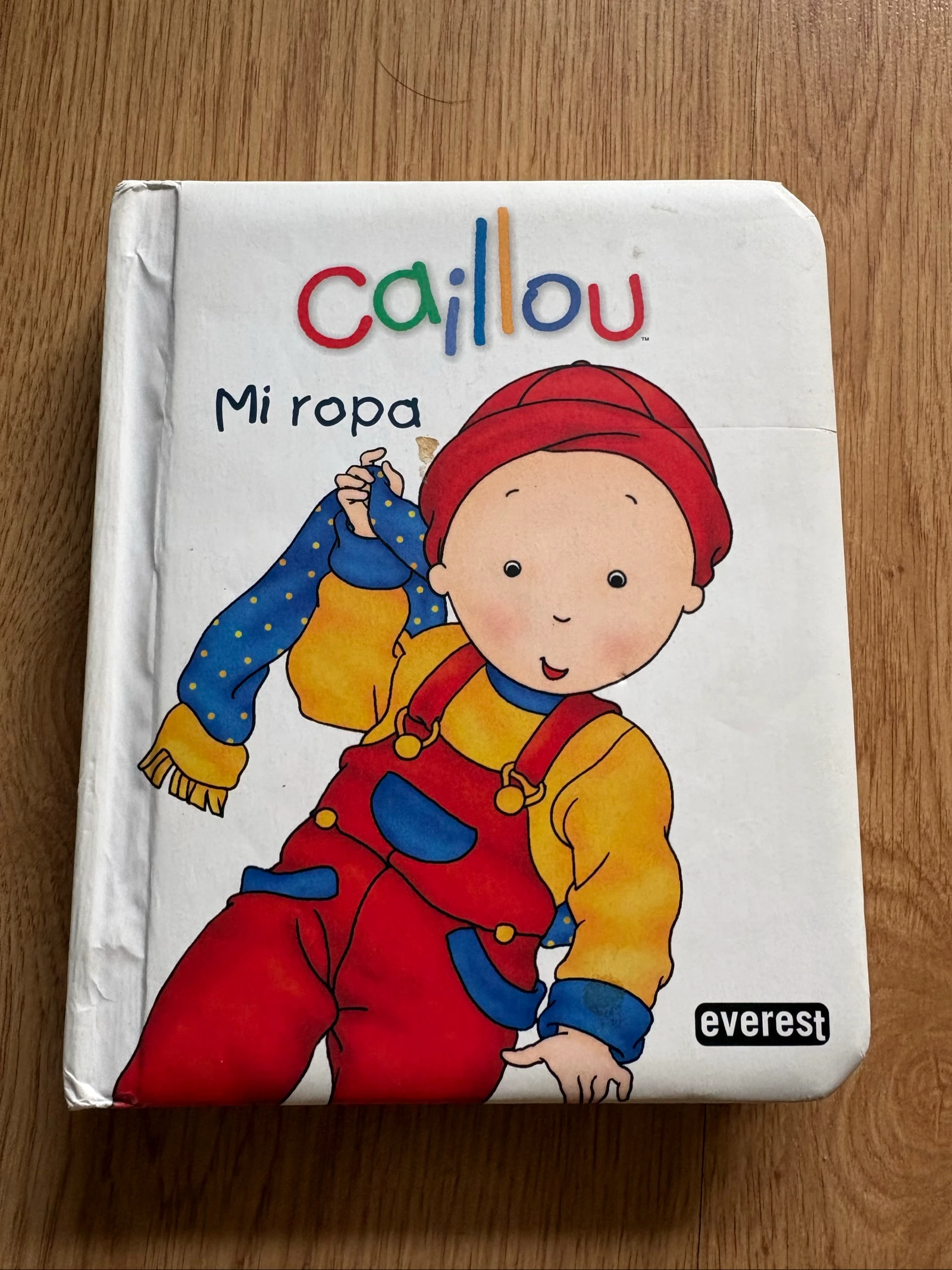 Caillou: Mi ropa | Libro infantil